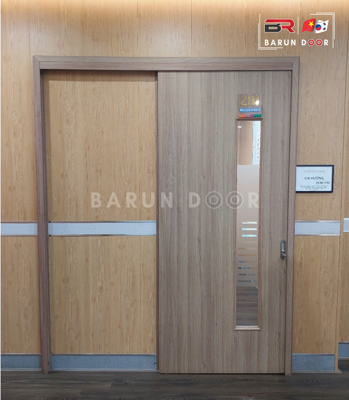 cửa l&ugrave;a abs barun door