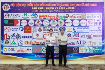 Barun Door đồng hành cùng đại diện Nha Trang giới thiệu cửa ABS Chuẩn Hàn tại Đại hội Doanh nhân Họ Mai TP. HCM