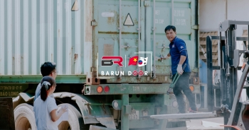 Barun Door sẵn sàng vật tư hàng hóa cuối năm, đáp ứng nhu cầu sản xuất lớn dòng cửa nhựa ABS của thị trường nội địa.